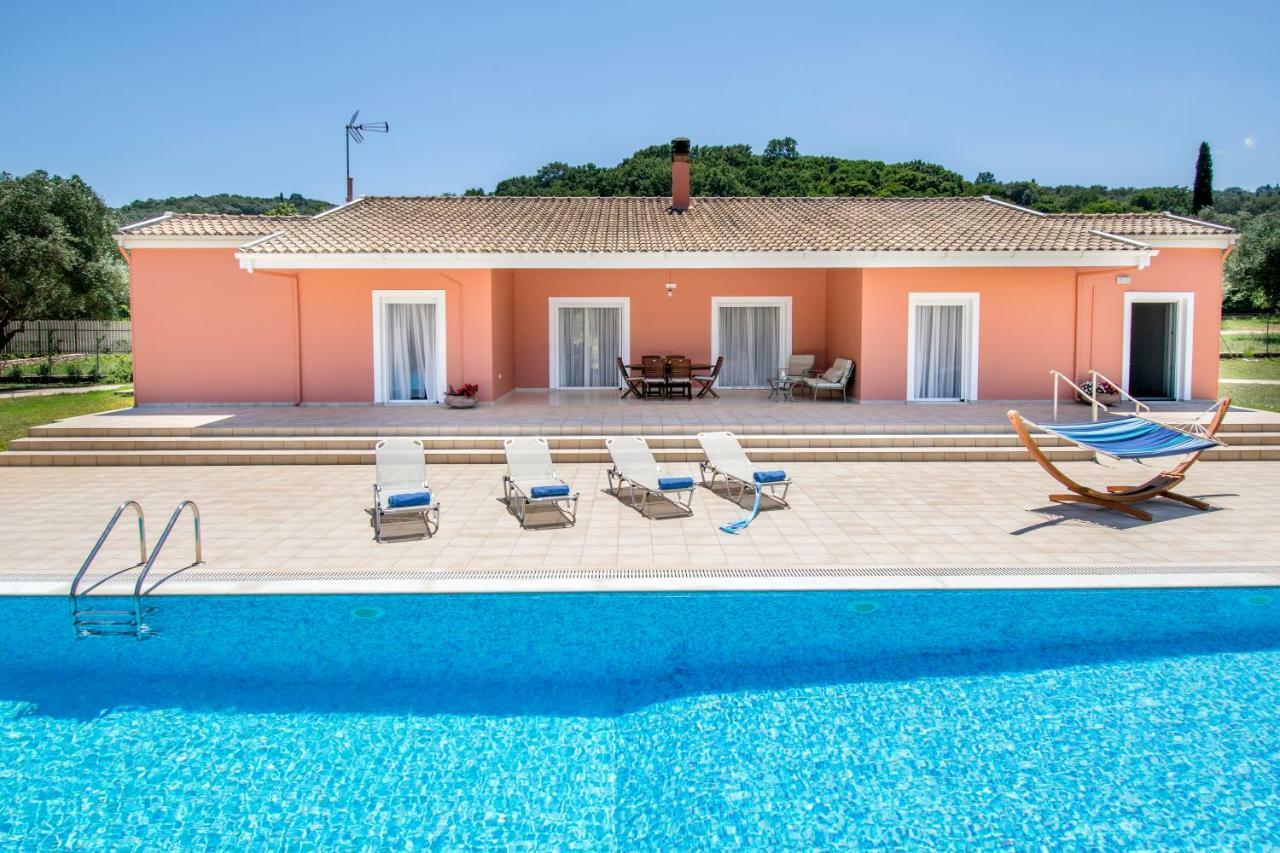 Вілла Corfu Erimitis Agios Stefanos  Екстер'єр фото